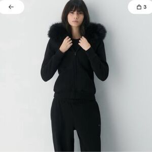 Aritzia Cozy Sweatfleece Snug Zip Hoodie